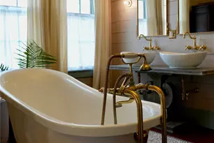 409 E Morgan Ave, Cuero, TX 77954 - Photo 13