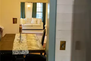 409 E Morgan Ave, Cuero, TX 77954 - Photo 17