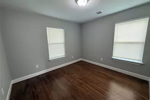 1146 Majestic St, Houston, TX 77020 - Photo 13