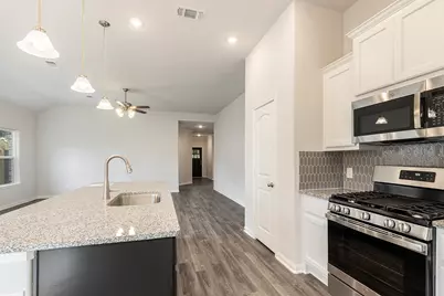 331 Woodhaven Drive, West Columbia, TX 77486 - Photo 11