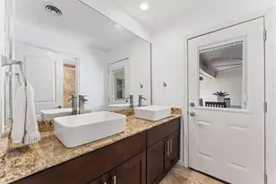 5511 Queensloch Dr, Houston, TX 77096 - Photo 13