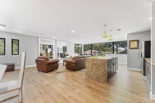 5511 Queensloch Dr, Houston, TX 77096 - Photo 23