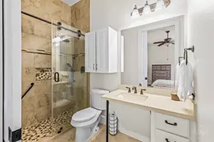 27546 Kingsland Pl Ln, Fulshear, TX 77441 - Photo 23