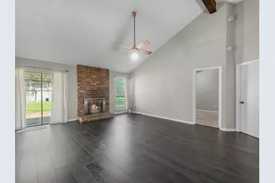 4202 W Peachfield Circle, Houston, TX 77014 - Photo 7