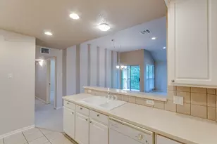 8051 Bay Branch Dr, The Woodlands, TX 77382 - Photo 19