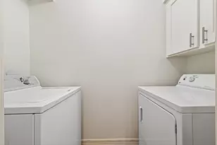 14222 Stokesmount Dr, Houston, TX 77077 - Photo 21