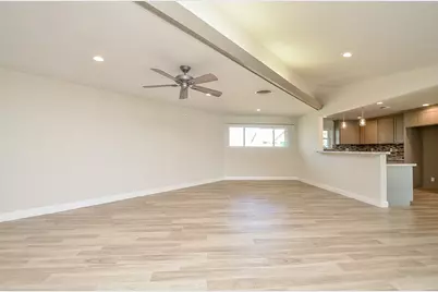 414 Lakeview Drive, Sugar Land, TX 77498 - Photo 9