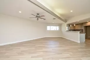 414 Lakeview Dr, Sugar Land, TX 77498 - Photo 9