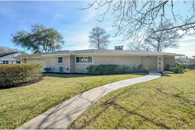 414 Lakeview Drive, Sugar Land, TX 77498 - Photo 3