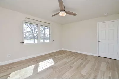 414 Lakeview Drive, Sugar Land, TX 77498 - Photo 19