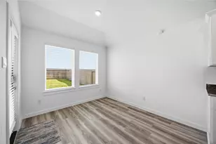 9522 Wall St, Texas City, TX 77591 - Photo 9