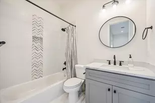 1729 Chippendale Rd, Houston, TX 77018 - Photo 35