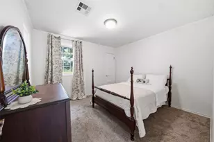 6998 Commander Roland Dr, Hitchcock, TX 77563 - Photo 31