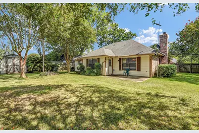 310 Chestnut Street, Lake Jackson, TX 77566 - Photo 29