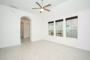 1052 Shl Crk Trl, Conroe, TX 77304 - Photo 7