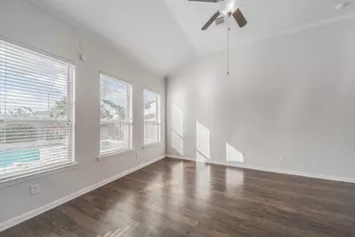 10923 Whistlers Cottage Court, Houston, TX 77088 - Photo 5