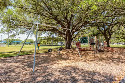 10407 Winding Trail Road, La Porte, TX 77571 - Photo 39