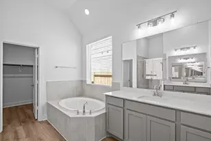 8546 Pier Cove Dr, Cypress, TX 77433 - Photo 5