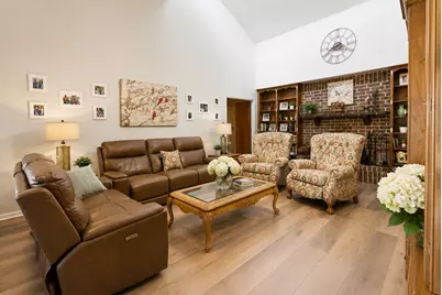 110 Santa Fe, Victoria, TX 77904 - Photo 5