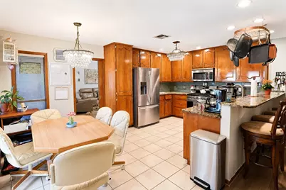 110 Santa Fe, Victoria, TX 77904 - Photo 13