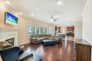 264 Falcon Point, Onalaska, TX 77360 - Photo 5