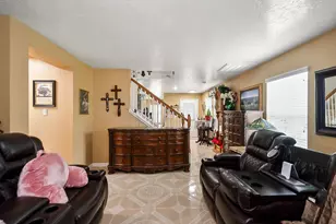 12610 Skyview Creek Ct, Houston, TX 77047 - Photo 11