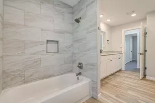 591 River Plantation Dr, Conroe, TX 77302 - Photo 17