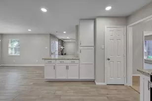 5426 Green Springs Dr, Houston, TX 77066 - Photo 15