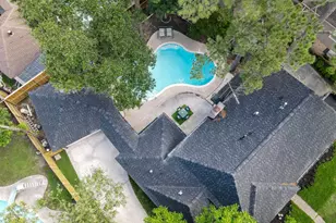 5426 Green Springs Dr, Houston, TX 77066 - Photo 39