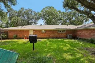 1705 Adams St, Baytown, TX 77520 - Photo 25