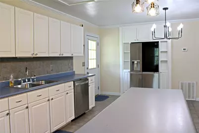 2042 Willow Springs Road, Fayetteville, TX 78940 - Photo 11