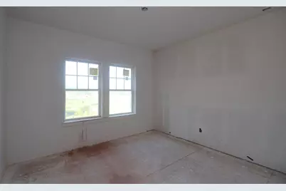 118 Hickory Forest Court, Willis, TX 77318 - Photo 11
