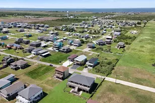 172 Ocean View Dr, Crystal Beach, TX 77650 - Photo 33