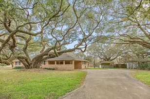 105 Memorial Ln, Columbus, TX 78934 - Photo 25