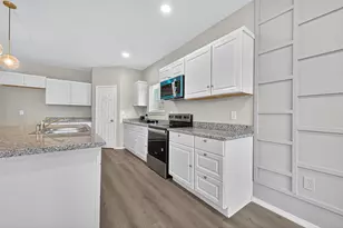 247 County Road 5102, Cleveland, TX 77327 - Photo 17