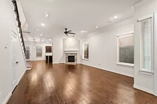 818 Olive St, Houston, TX 77007 - Photo 3