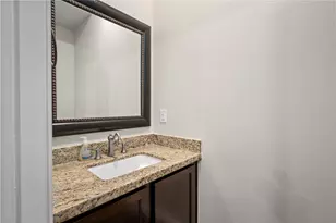 818 Olive St, Houston, TX 77007 - Photo 13