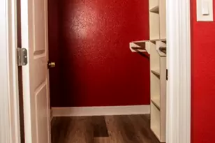 1118 W 11th St, Freeport, TX 77541 - Photo 5