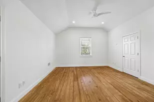 4011 Garrott St, Houston, TX 77006 - Photo 13