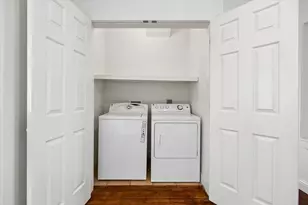 4011 Garrott St, Houston, TX 77006 - Photo 9