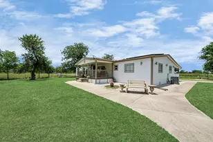 9832 Providence Rd, Needville, TX 77461 - Photo 5