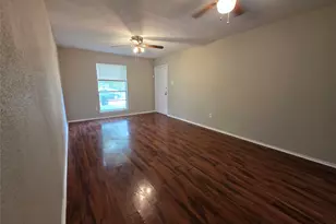 12722 Shannon Hills Dr, Houston, TX 77099 - Photo 7