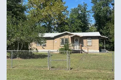 410 E Gregg Street, Mount Enterprise, TX 75681 - Photo 1