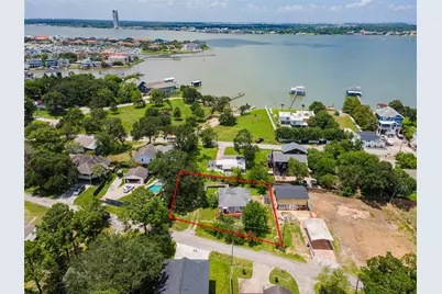 1912 E Winn Street, Kemah, TX 77565 - Photo 33