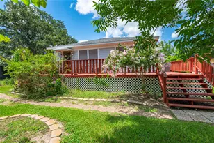 1912 E Winn St, Kemah, TX 77565 - Photo 7