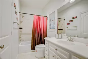 1815 Stacy Falls, Houston, TX 77008 - Photo 23