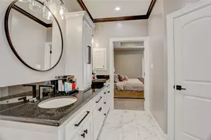 1815 Stacy Falls, Houston, TX 77008 - Photo 21