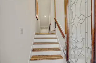 1815 Stacy Falls, Houston, TX 77008 - Photo 5