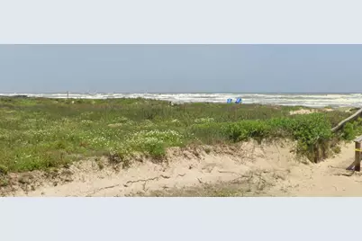 128 Saltgrass Avenue, Surfside Beach, TX 77541 - Photo 5