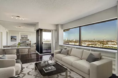 5000 Montrose Boulevard #18A, Houston, TX 77006 - Photo 1